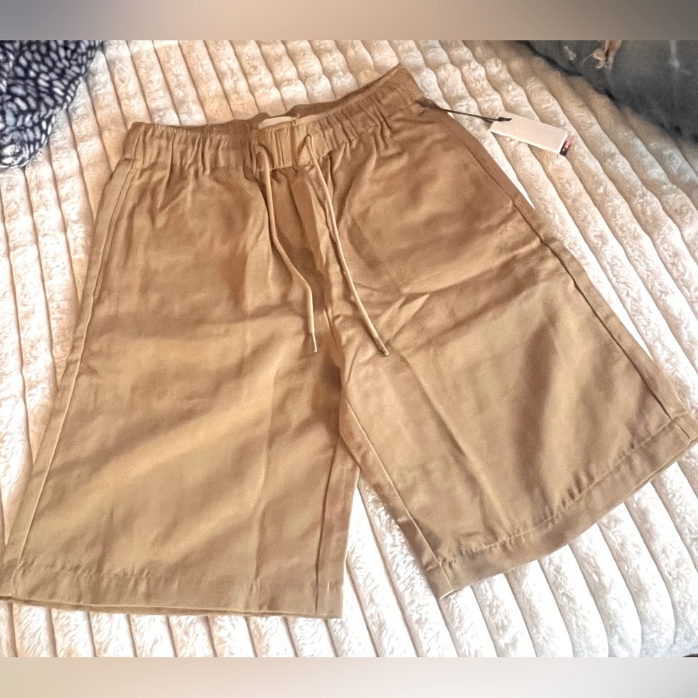 Honor the Gift women size Large Shorts